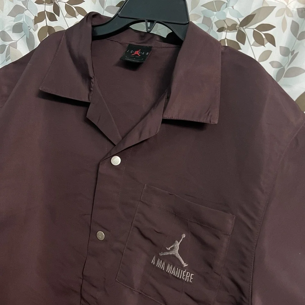 Jordan x A Ma Maniére Shirt Mens Large Maroon Snap Front Short Sleeve DV7460-263